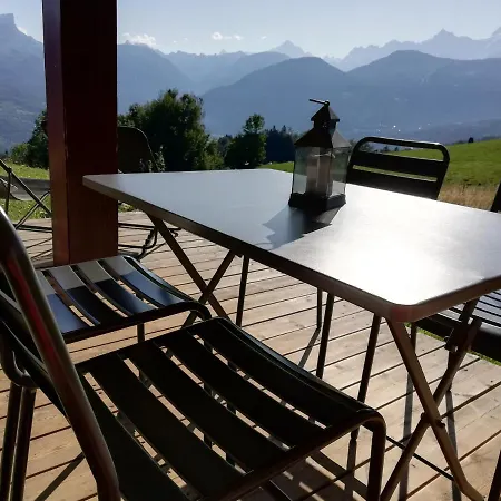 Rez de chaussée très calme vue Mont-Blanc Combloux Extérieur photo